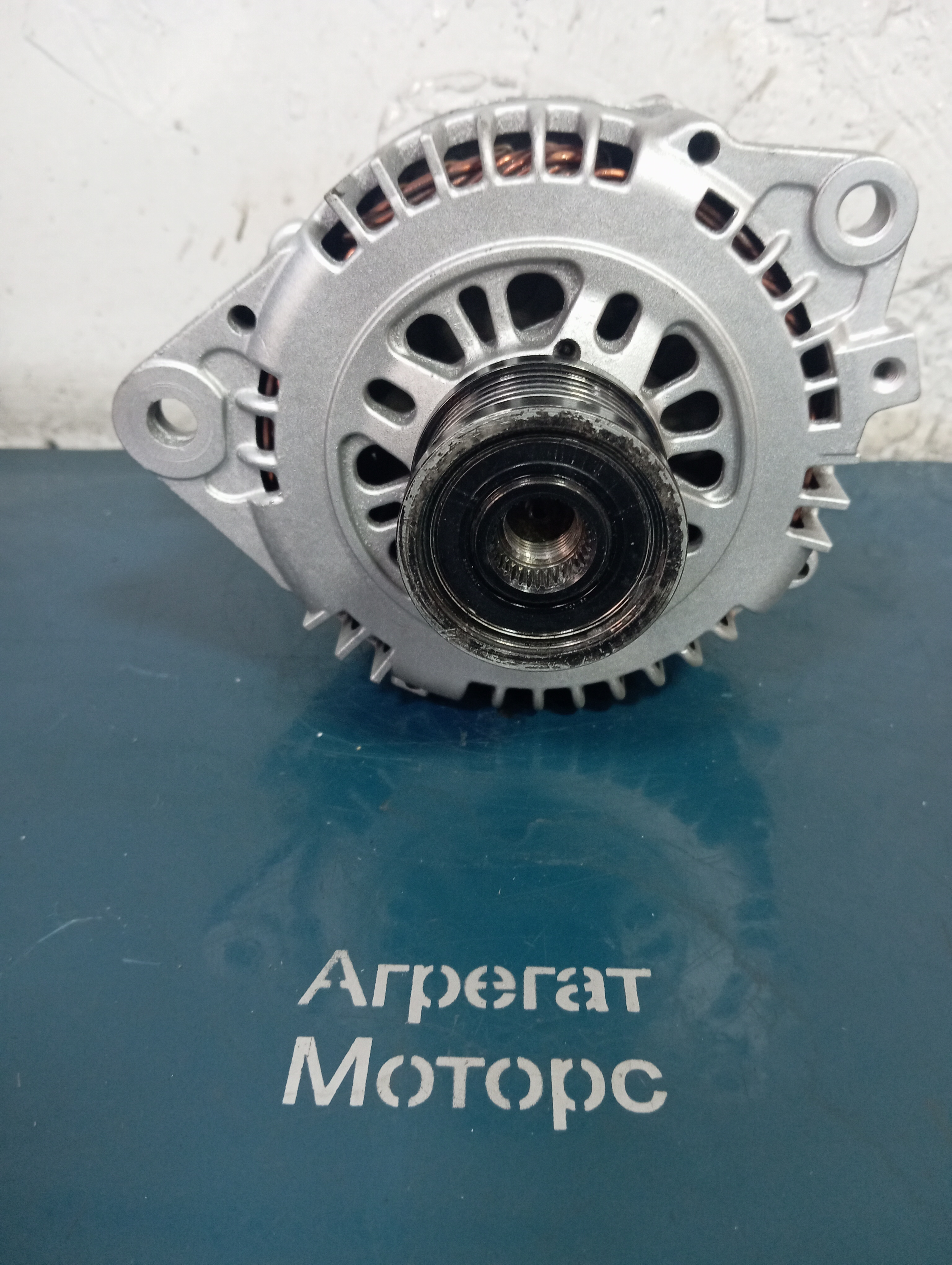 Восстановленный генератор  Nissan Primera